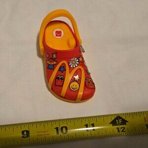 Mcdonalds Croc No Box included, just the croc you see and in clean condition.